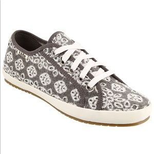Taos Star Lite Shoes Sneaker Charcoal Lace 11